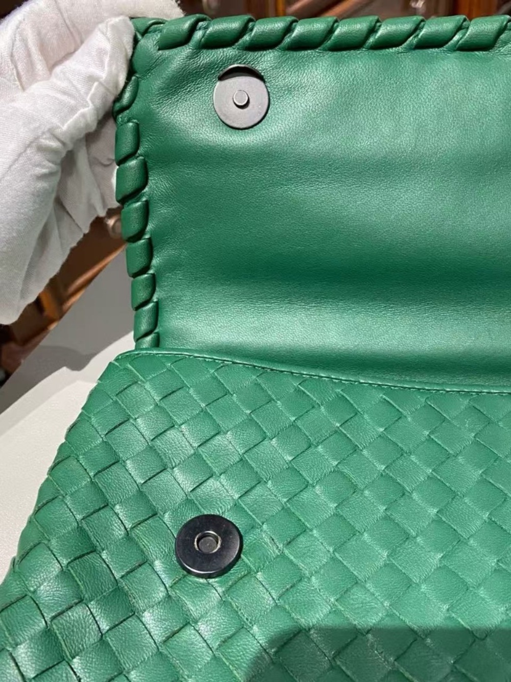 N16 Slightly Used Bottega Veneta Green Woven Leather Shoulder Chain Bag - Picture 10 of 14